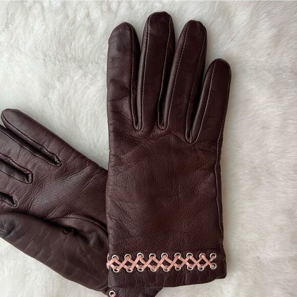 Antonio Murolo Women's Leather Driving Gloves Brown w/Pink Stitching
Size 7 1/2 - Picture 13 of 14
